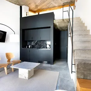 Estudios Nuevos En Calle Carril Cerca Del Centro Apartamento
